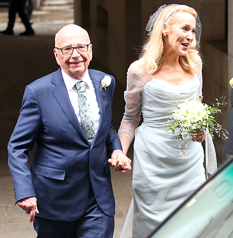 PHOTO: Jerry Hall Poses With 85-Year-Old New Husband Rupert Murdoch ...