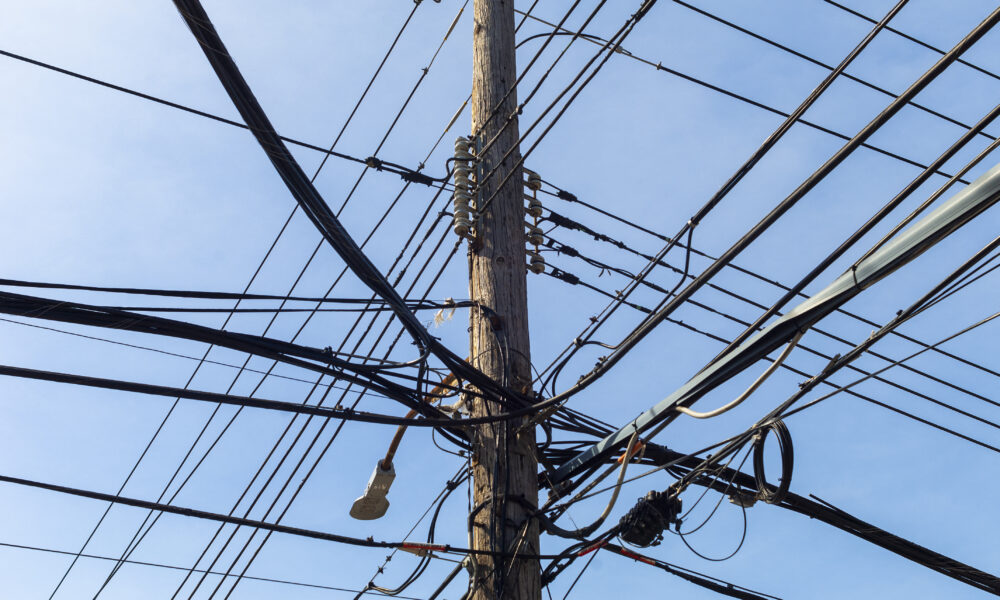 Missouri Man Electrocuted While Trying To Steal Copper Wire From ...