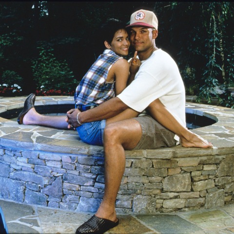 David Justice on Halle Berry rumors: 'Don't ever say that I hit a